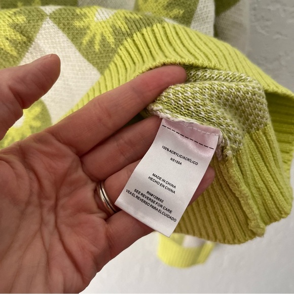 Madden NYC Sweater Women's XL Juniors Green V Neck Jacquard Hippie Festival - Picture 5 of 7